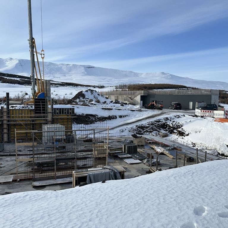 712aeed1-afaa-4dd0-90dd-9e569c584870