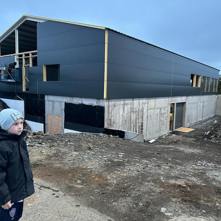 7318e876-1372-488c-8234-b46a4bf67d47