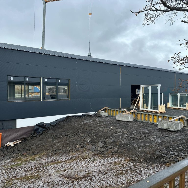 841b007b-0b4a-4659-b33e-3f195dfdfdde