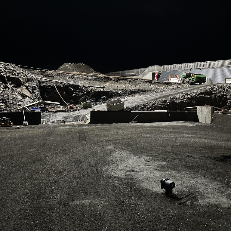 a82b2484-586c-4c42-a4a6-0b69a4b13955