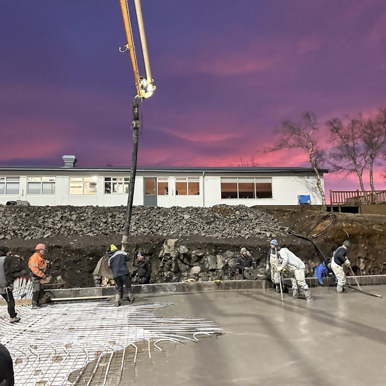 ce5ef383-2313-40b9-b340-ab725e7261d5