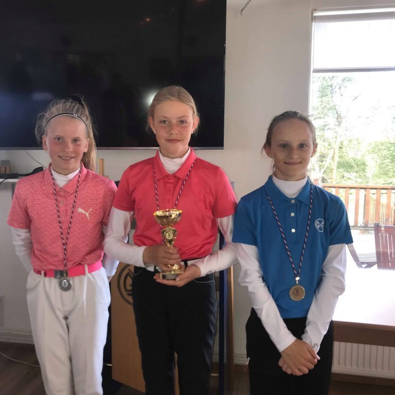 66770191_349369632422338_5047832675956555776_n