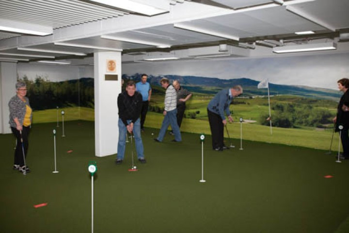 Golfhöllin lokar fyrir sumarið