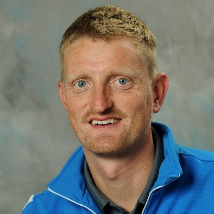 Sturla hættir störfum