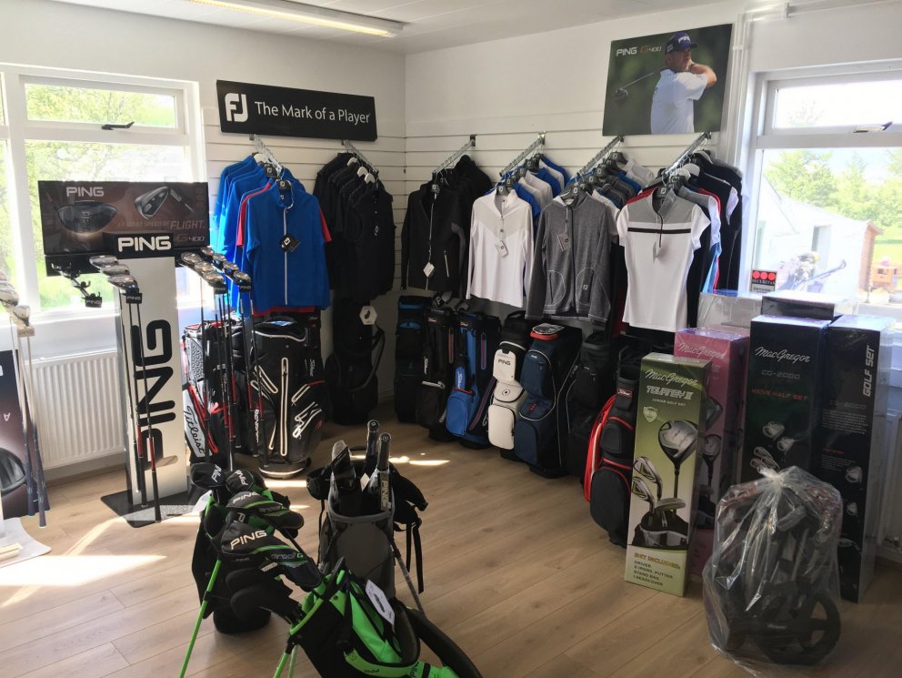 Full búð af vörum - TILBOÐ af pokum