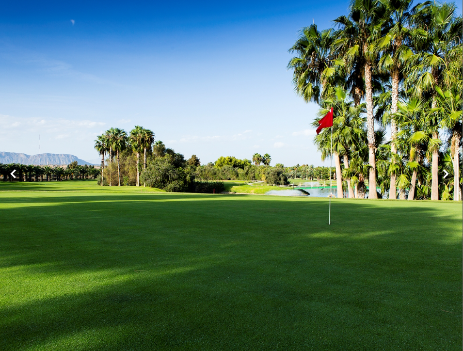 Hægt er að bóka hótelið á El Plantio