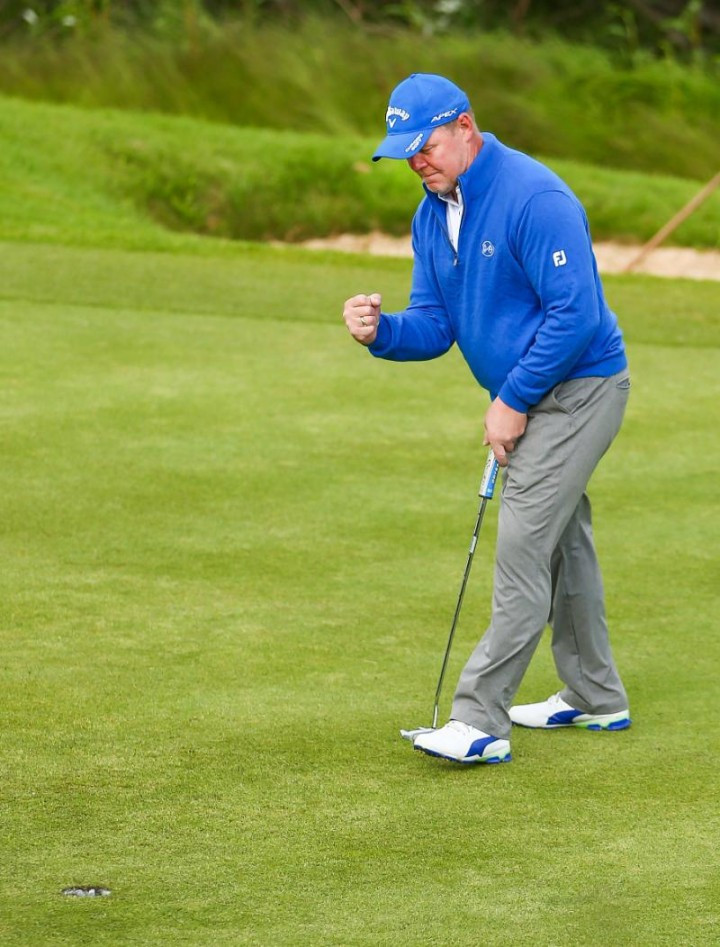 Jón Gunnar hefur leik í dag