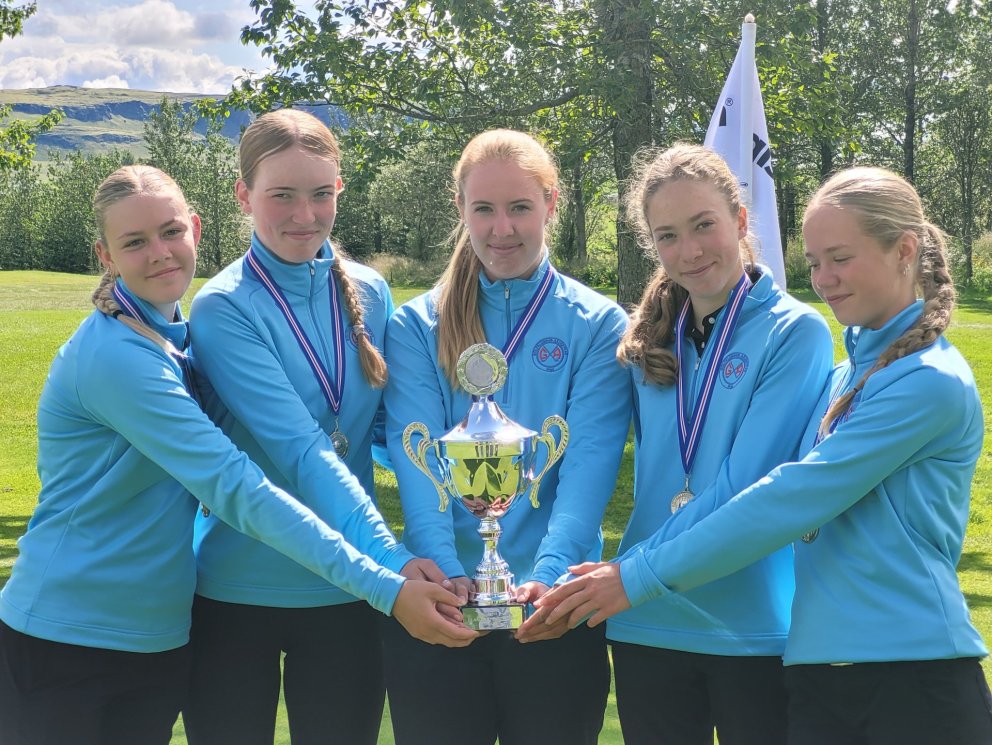 GA stelpurnar vinna 2.deild!