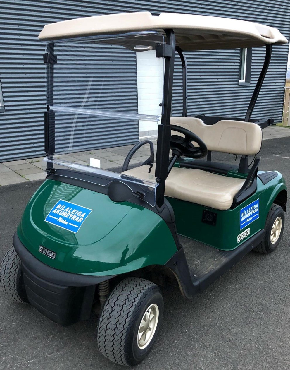 Opið fyrir bíla á fyrri 9