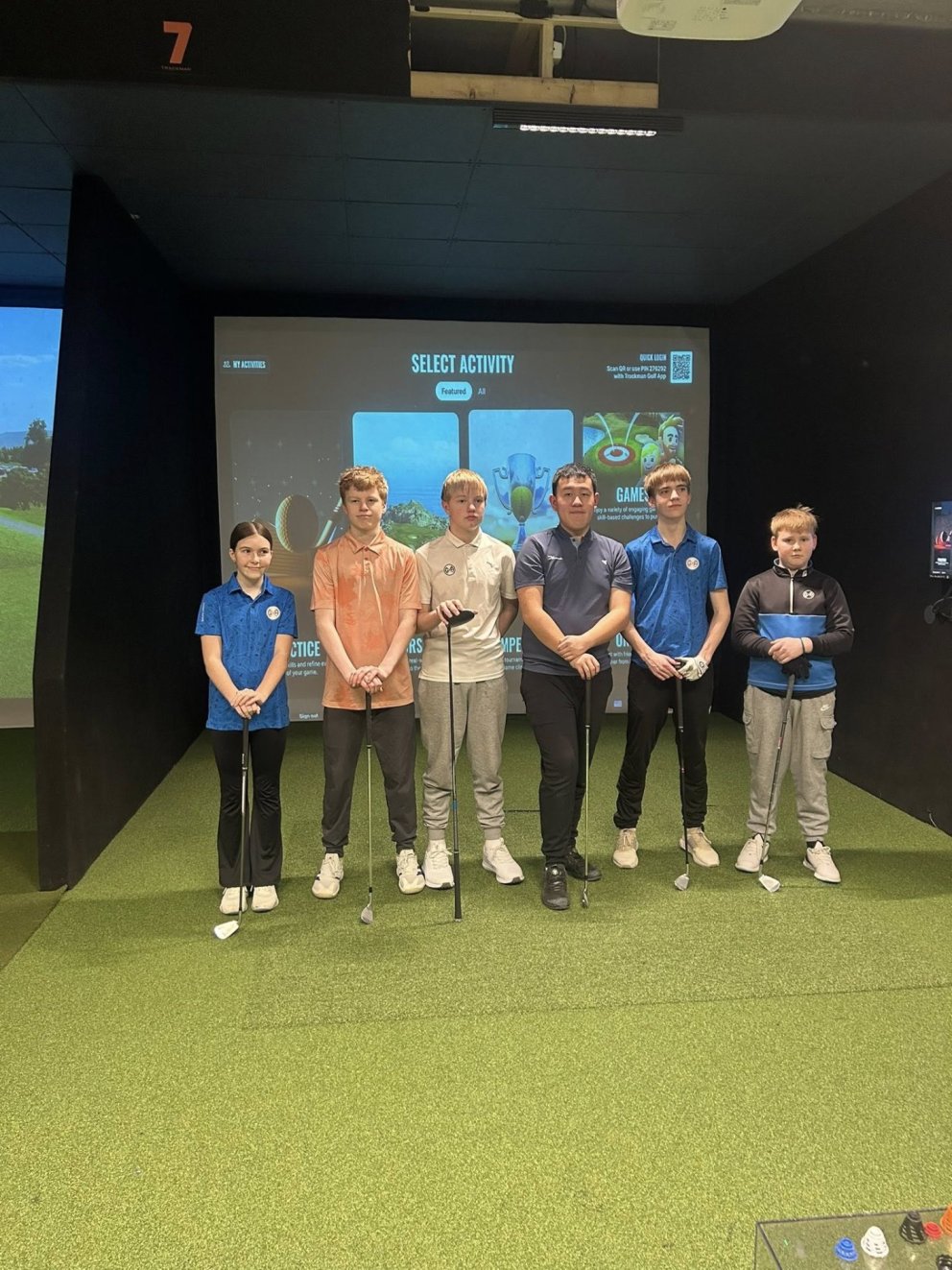 Glæsileg verðlaun fyrir holu í höggi!