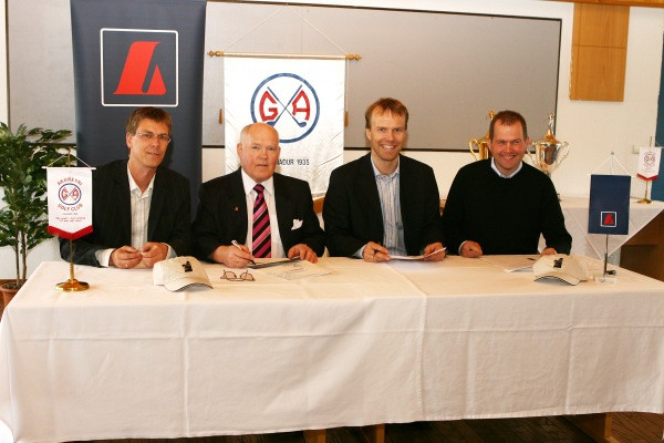 Undirskrift samninga