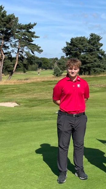 Veigar tekur þátt á St.Andrews Links Trophy