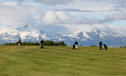 Jaðarsvöllur lokaður