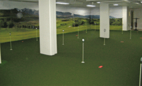 Púttsvæðið lokar kl. 20 í kvöld - golfhermar opnir að venju