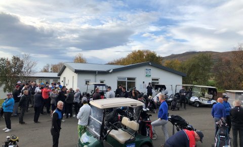 Það var margt um manninn á Jaðarsvelli á sunnudaginn