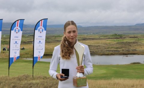 Bryndís Eva leiðir Global Junior golfmót í Portúgal eftir 2 daga