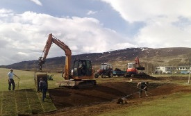 Lækur gegnum 2. braut frágenginn