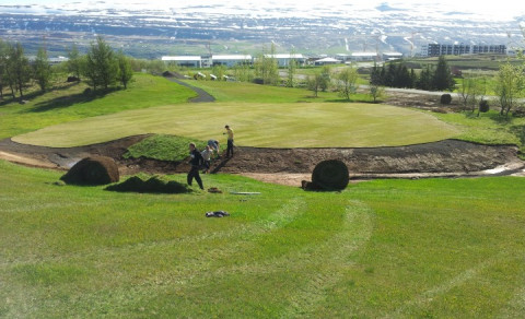 Framkvæmdum að ljúka við nýja 2. flöt