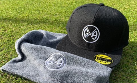 GA derhúfur og GA hálskragar komnir í sölu