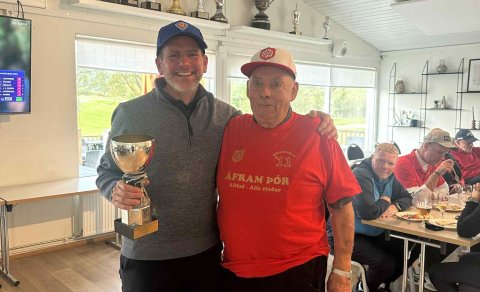 Bláa liðið sigraði Bændaglímu GA