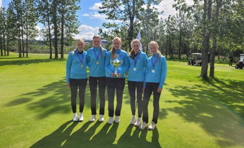 Lilja, Andrea og Bryndís taka allar þátt í Íslandsmótinu í golfi
