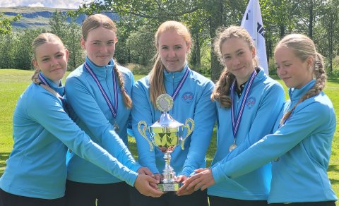 GA stelpurnar vinna 2.deild!