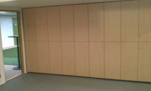 Geymslusvæði/skápar fyrir golfsett í Golfhöll