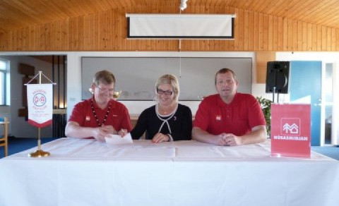 Húsasmiðjan styrkir Golfklúbbinn myndarlega