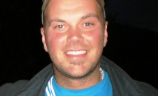 HOLA Í HÖGGI Á 18. BRAUT