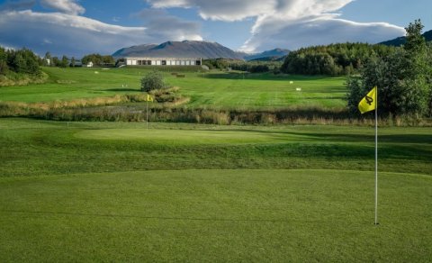 Tveir dagar liðnir af Akureyrarmótinu í golfi